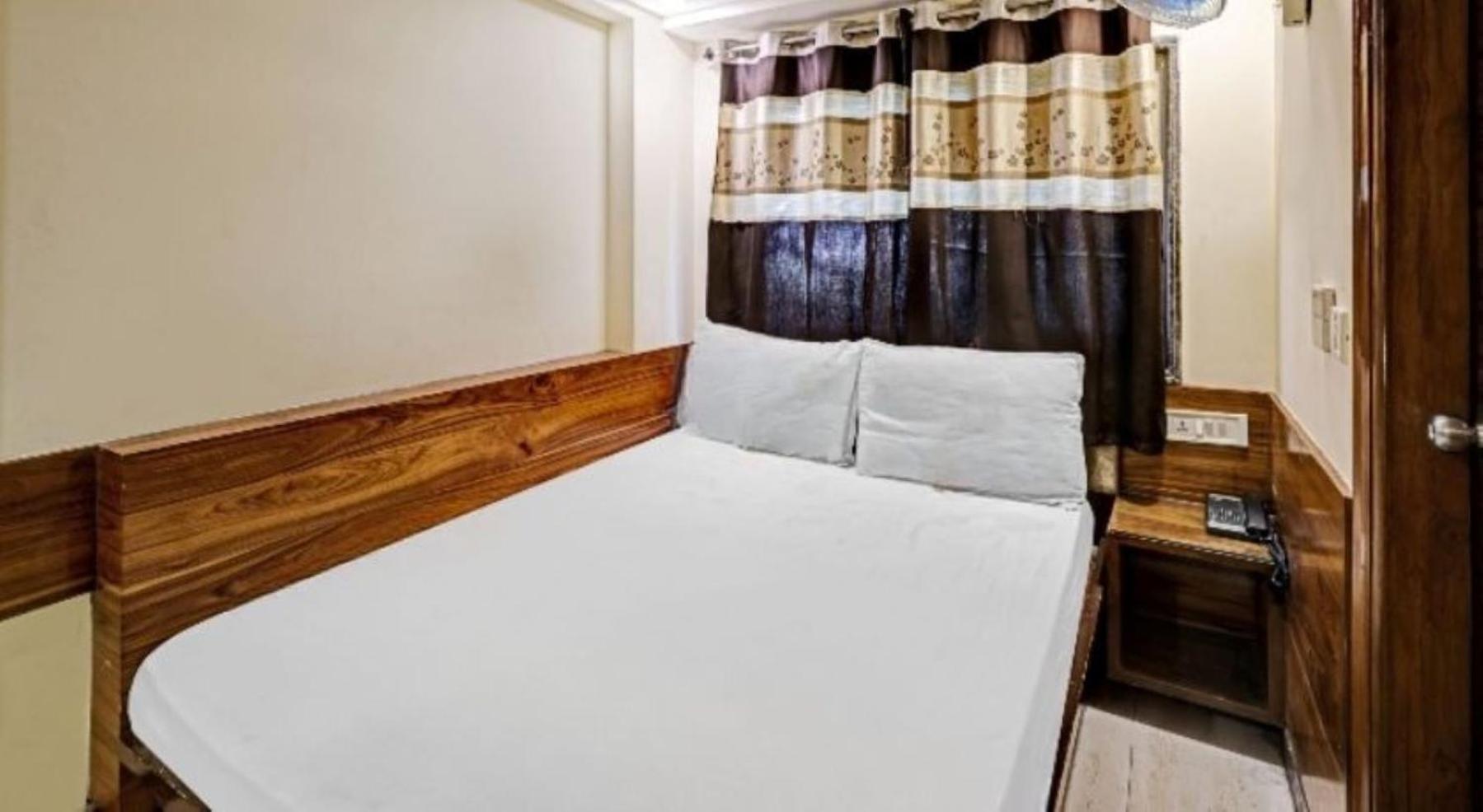 Paharganj - By - Homely Cashew Hotel