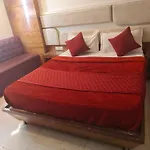 Paharganj - By - Homely Stay Cashew